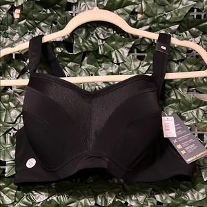 Black Women's Athletic Bra